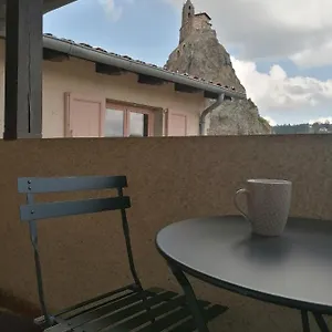  Appartement Studio Avec Balcon Au Pied Du Rocher D'aiguilhe